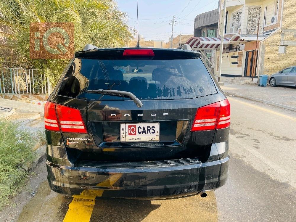 دودج جورني